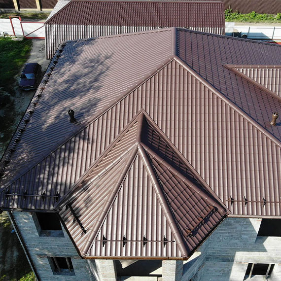 Монтаж сложной крыши и кровли в Харовске и Вологодской области